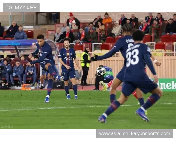 欧冠综述：尤文遇冷，多特稳健做生意，尤文两次欧冠