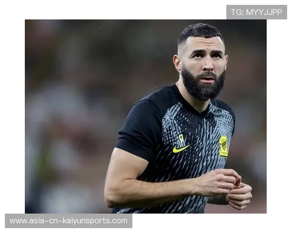 本泽马沙特新月的锋线领袖，首战如愿突破